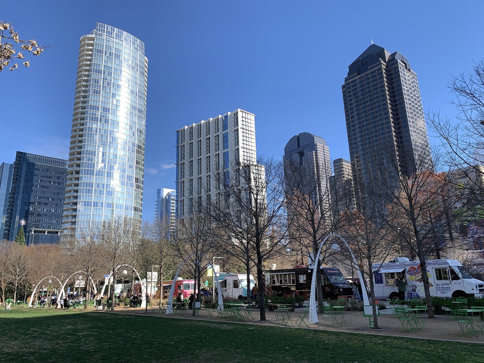 Klyde Warren Park, en el centro de Dallas